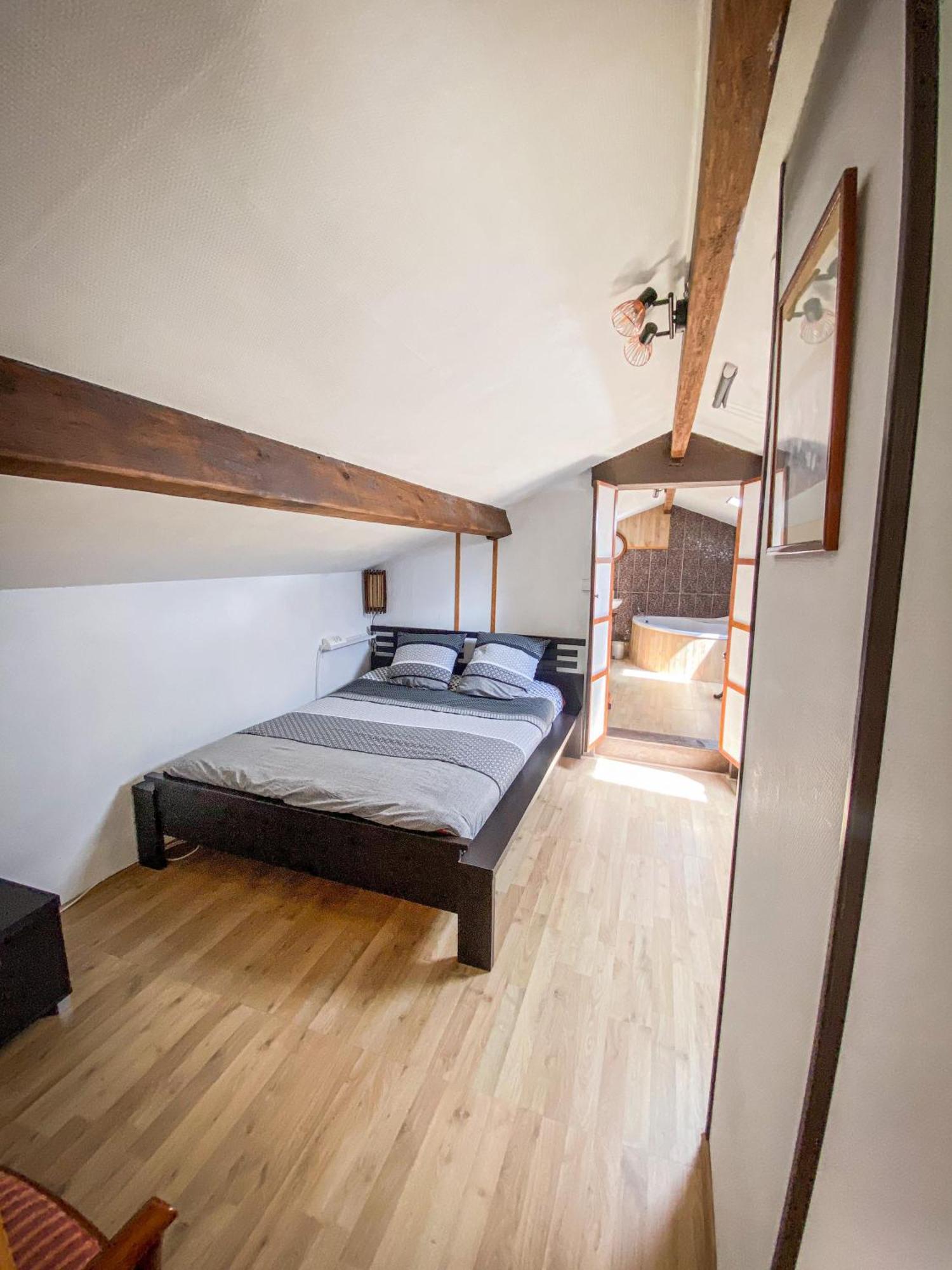 Ryokan Lankana Exideuil-sur-Vienne Eksteriør bilde