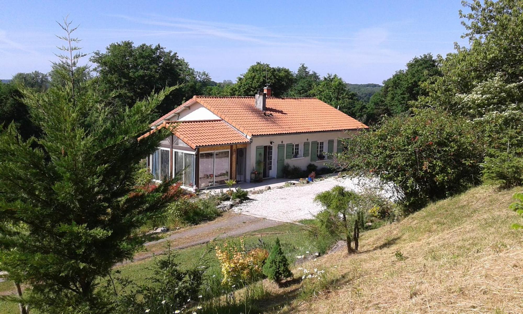 Ryokan Lankana Exideuil-sur-Vienne Eksteriør bilde